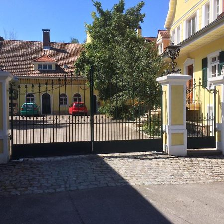 Ferienwohnung Im Gruenen Auf Idyllisch Gelegenen Gutshof Und Doch So Zentral Waldshut-Tiengen Zewnętrze zdjęcie